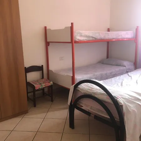 Calaibi Apartament *